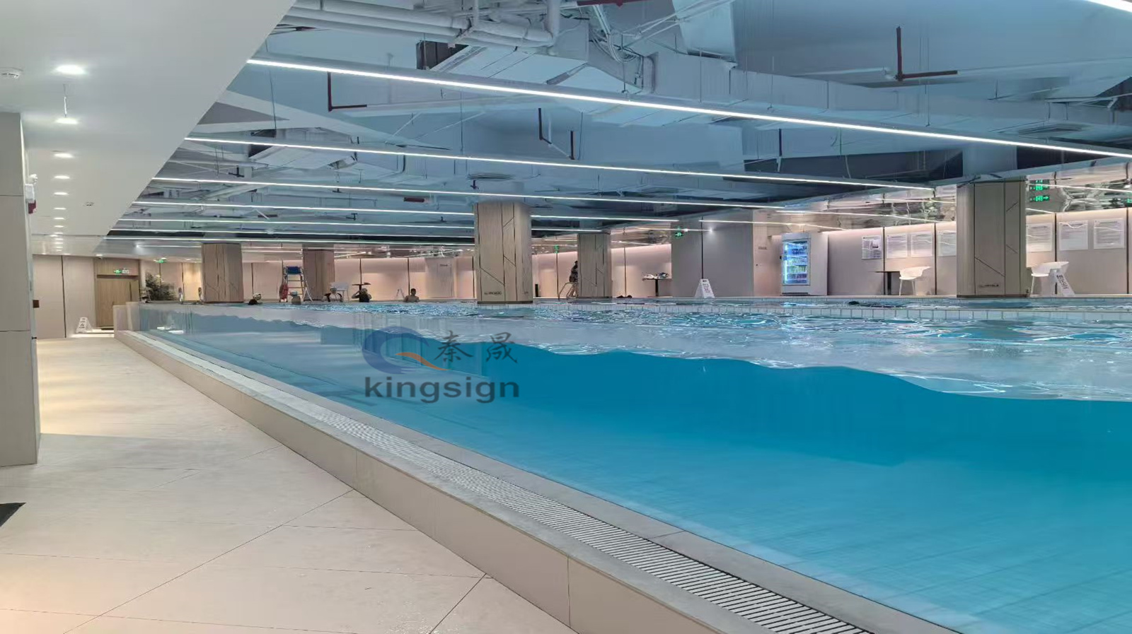 Kingsign 30m lengde 120mm tykk akrylarkbassengvindu